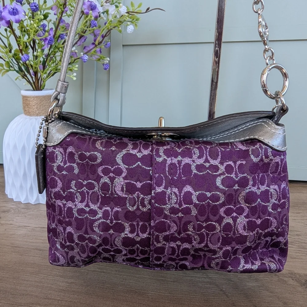 Vintage Y2K Coach Mini Purple Pochette Bag - Picture 4 of 10